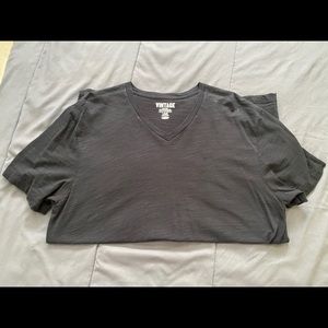 Old navy mens v neck shirt size large